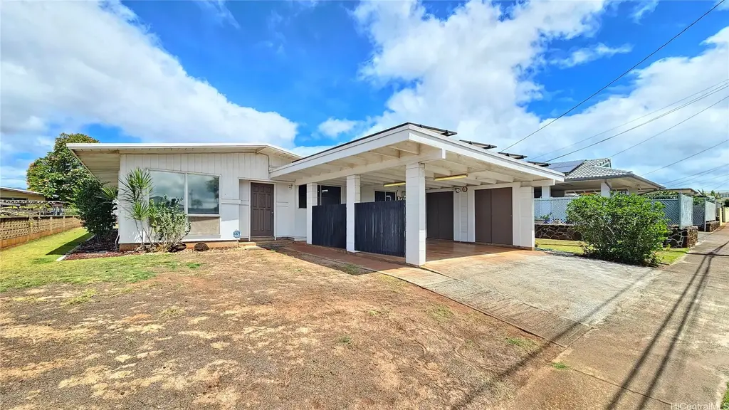 1418 Kuahaka Street, Pearl City