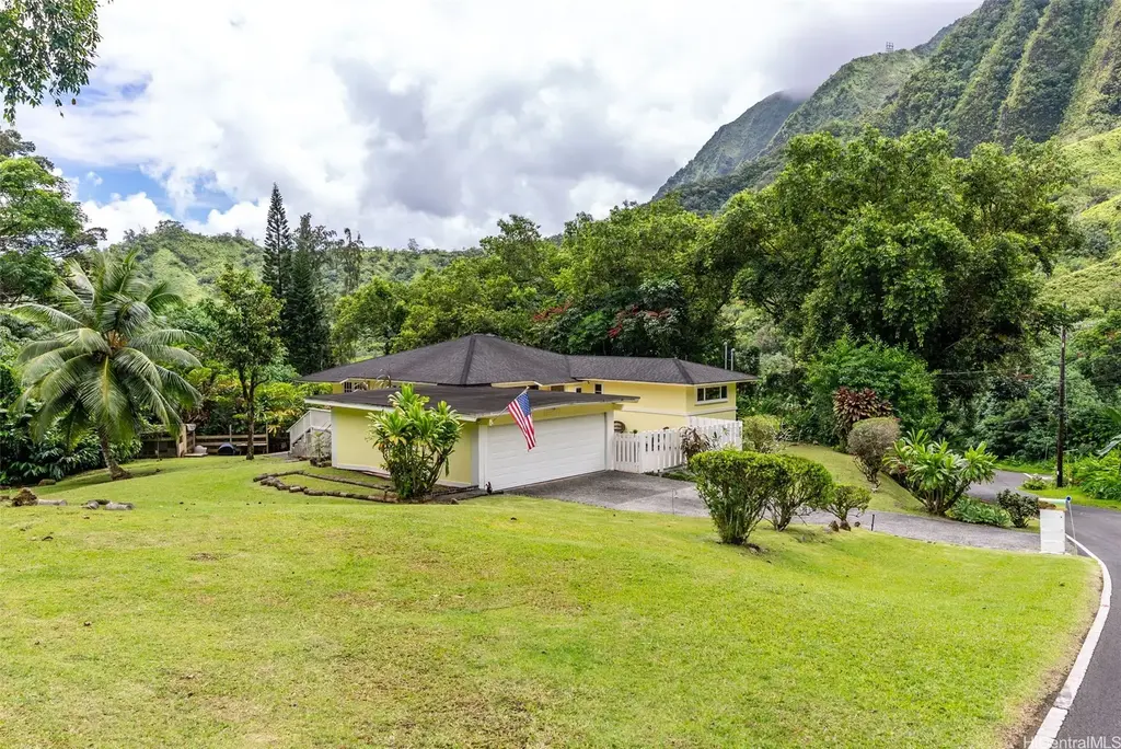 47-777 Ahuimanu Road, Kaneohe