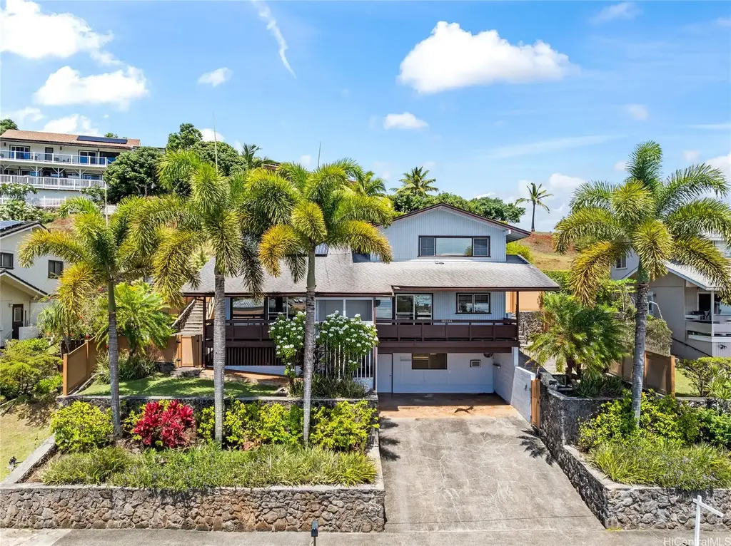 98-1044 Palula Way, Aiea
