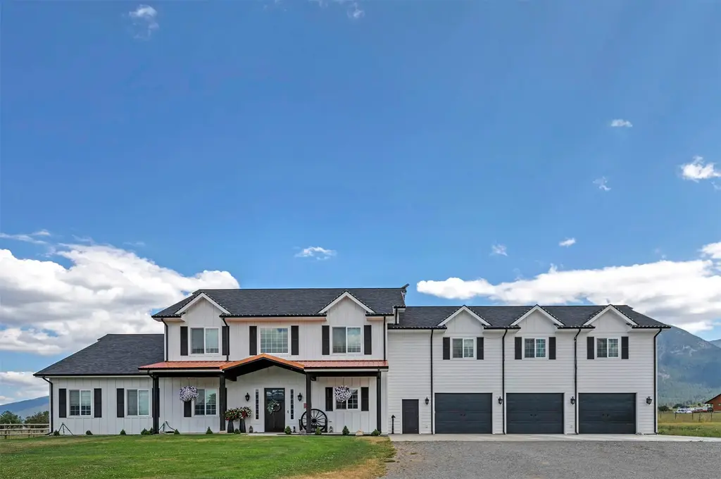 26190 Sliding Horse Lane, Arlee