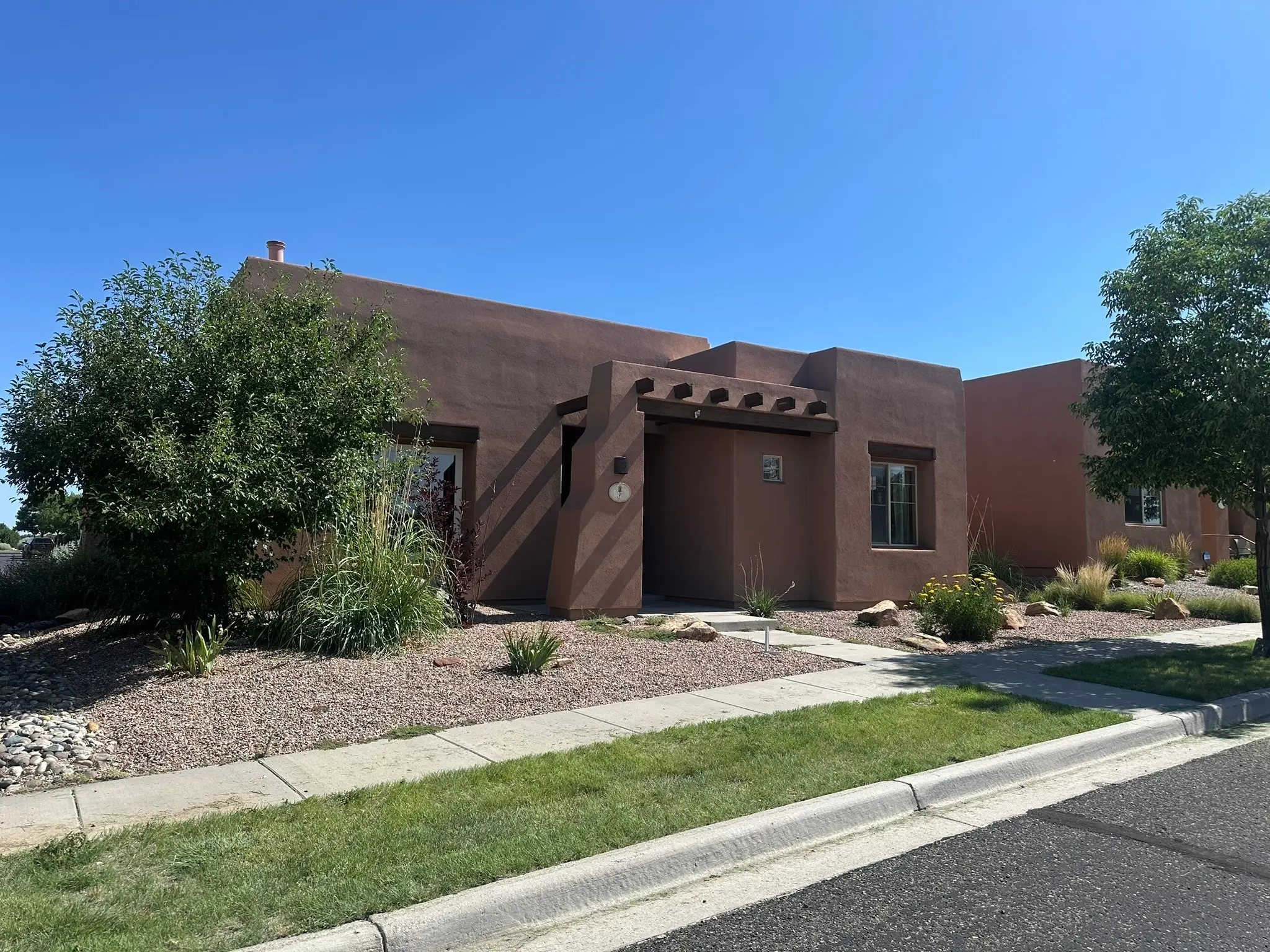8 Cimarron Pass, Santa Fe