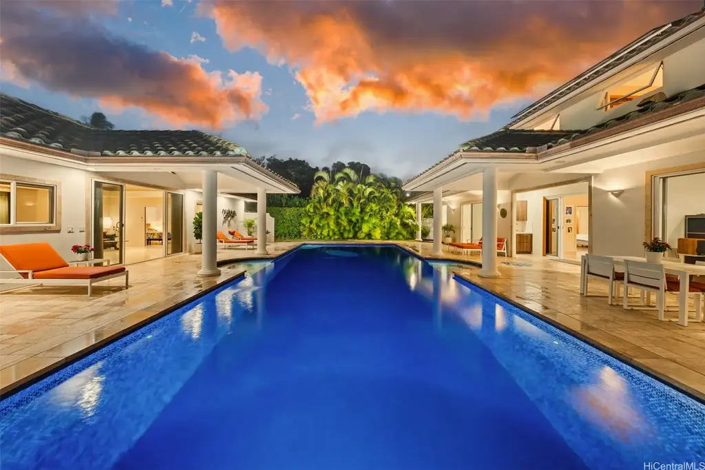 11 Niuhi Street, Honolulu