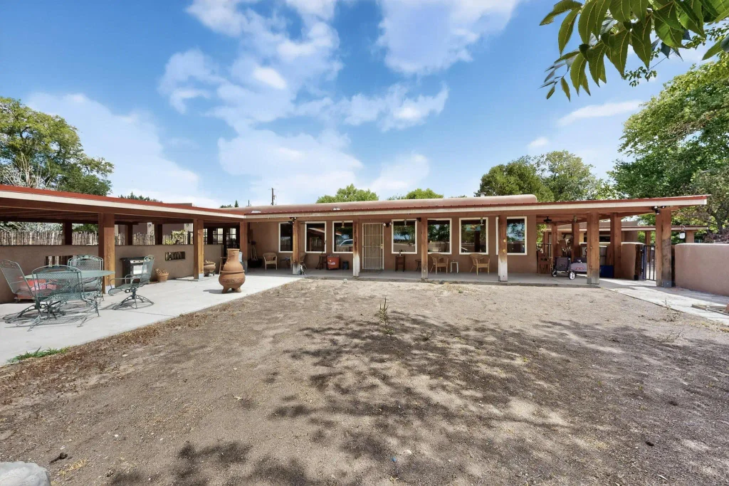 251 Sichler Road Sw, Los Lunas