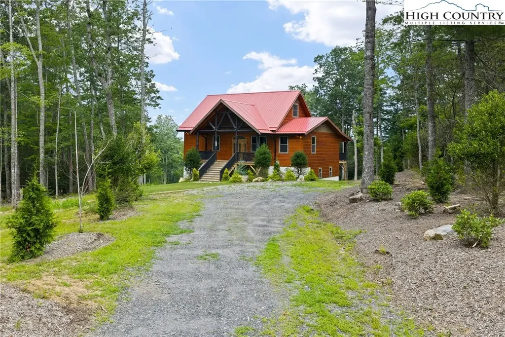 449 Hampton Ridge Road, Fleetwood