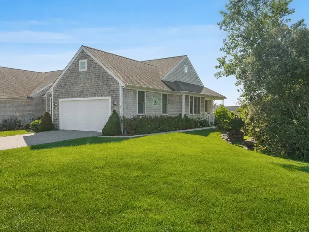 27 Sanderling Way, Middletown