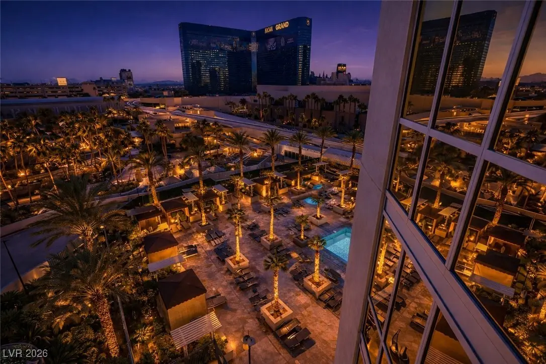 Photo of Listing #2703177