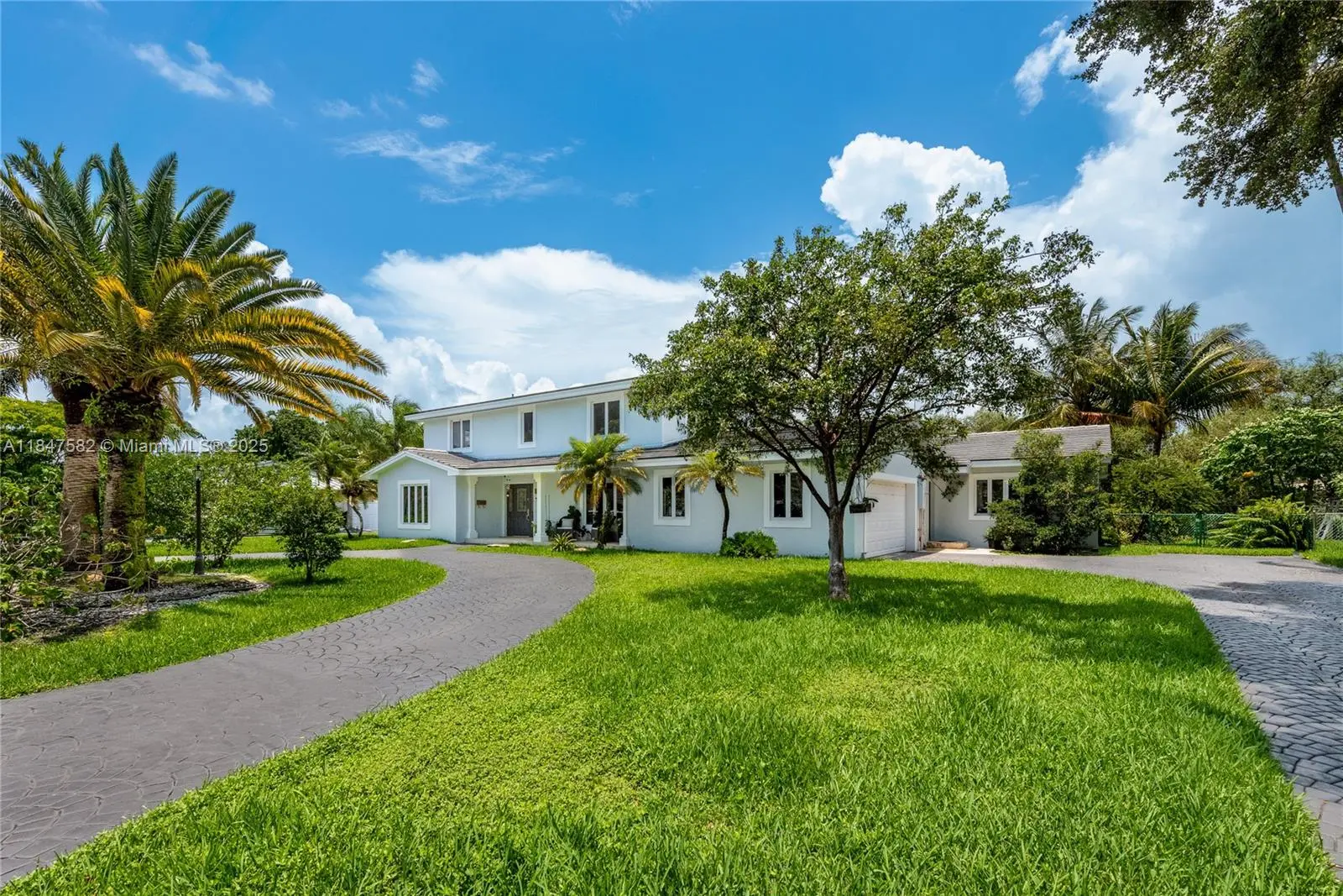 Photo of Listing #A11847582