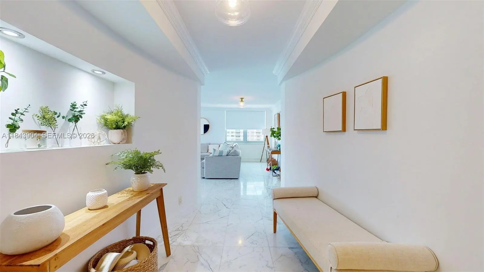 Photo of Listing #A11843904