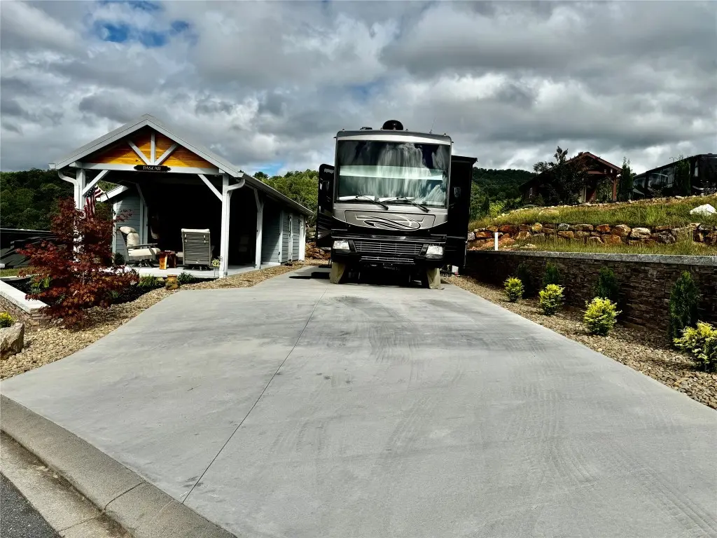 307 Sunset View Trail, Franklin