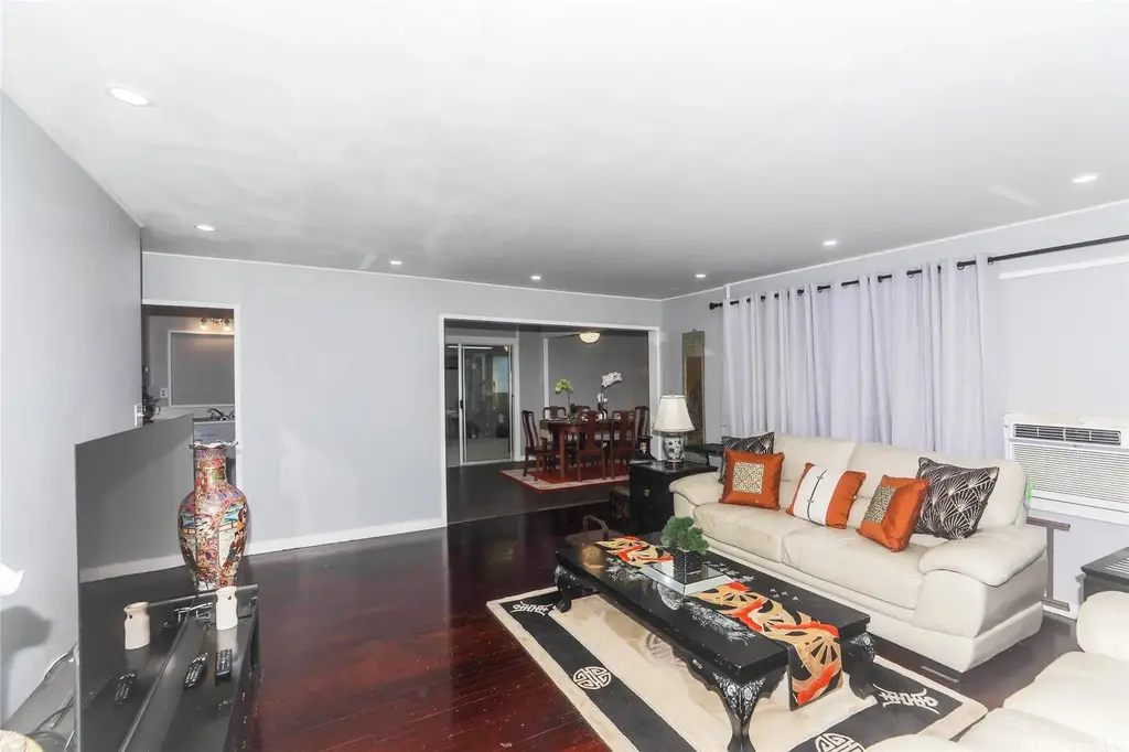 94-350 Kahuapaa Place, Waipahu