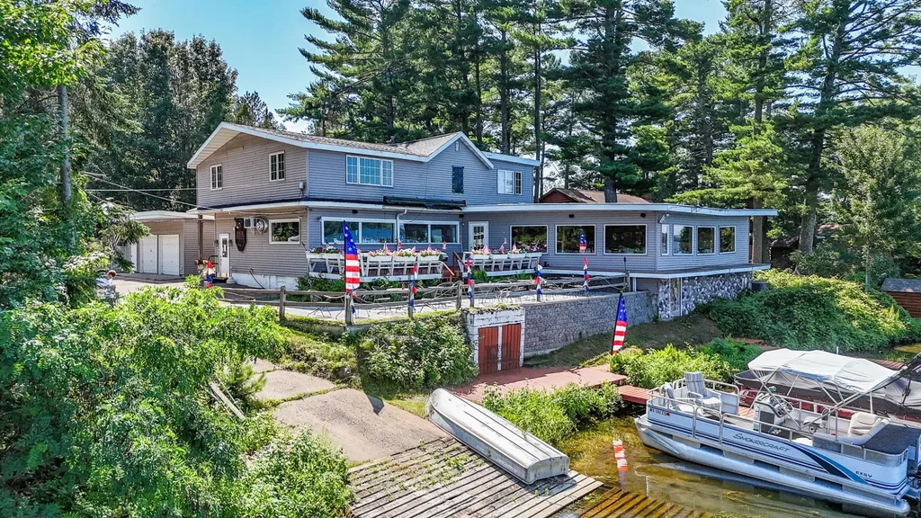 10338 Big Arbor Vitae Dr, Woodruff