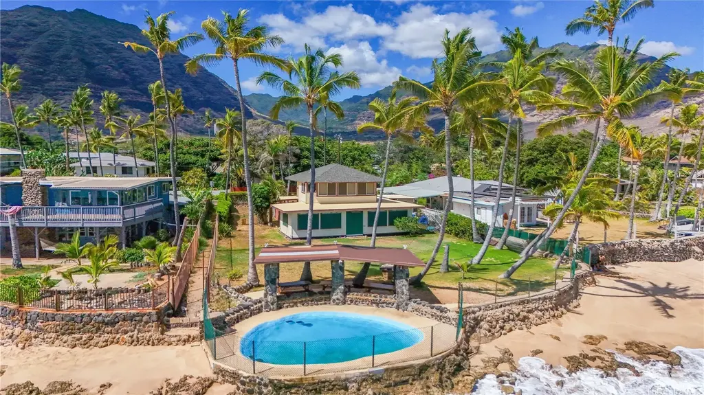 84-887 Moua Street, Waianae