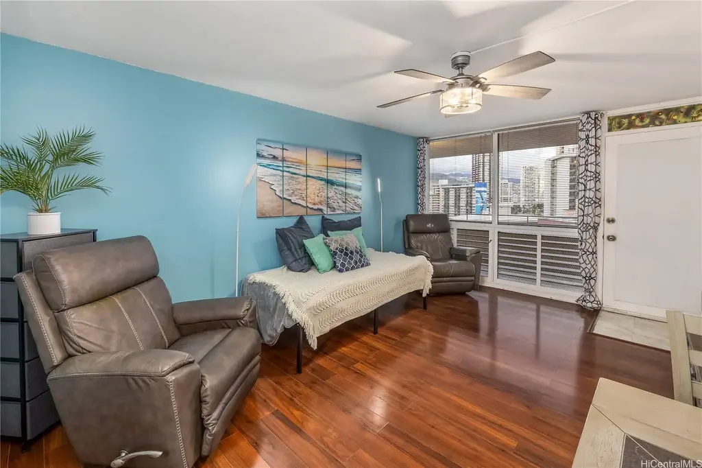 425 Ena Road # 1207b, Honolulu