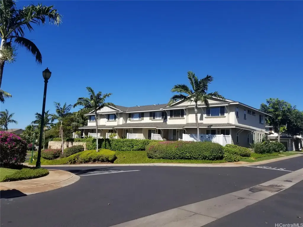 92-1538 Aliinui Drive # 4, Kapolei