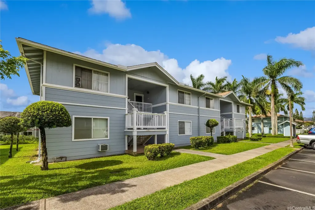 95-1182 Makaikai Street # 52, Mililani