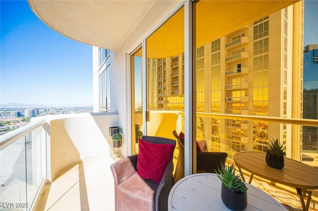 Photo of Listing #2705326