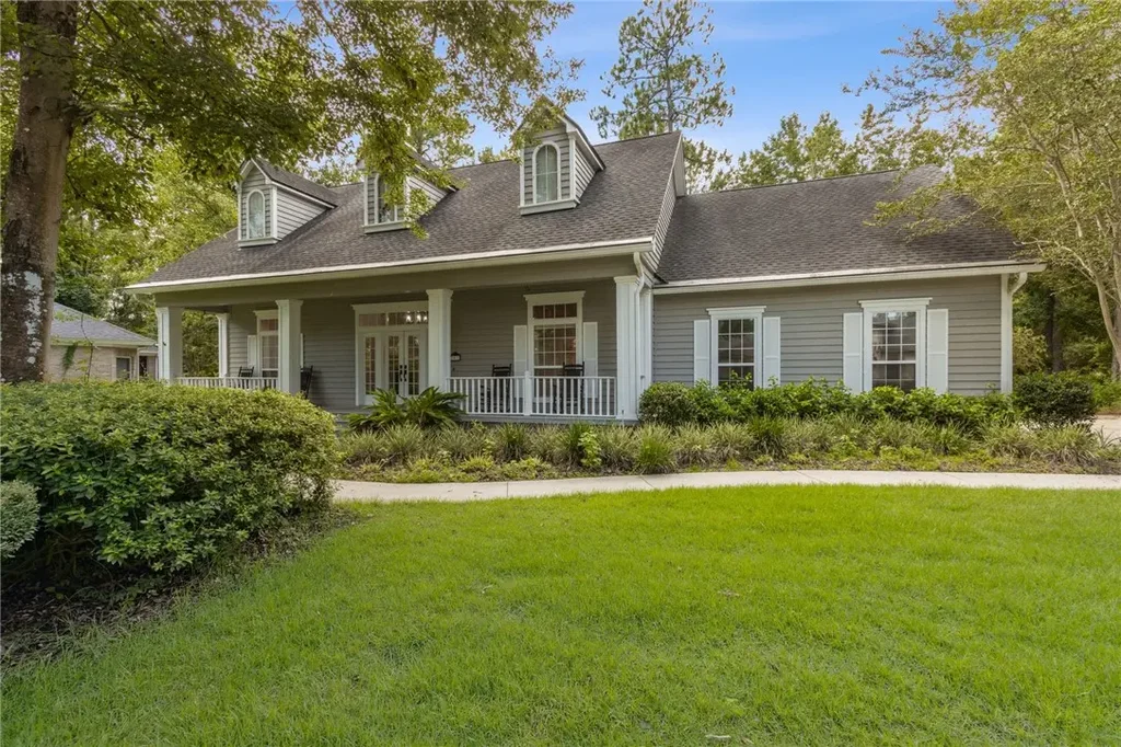 301 Aster Place, St Marys