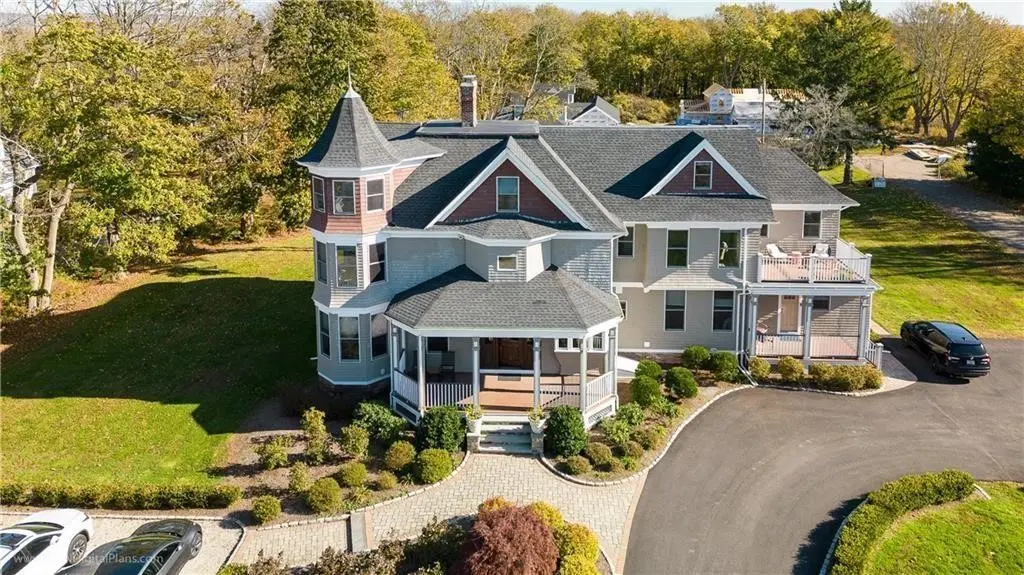 567 Bristol Ferry Rd # 2, Portsmouth