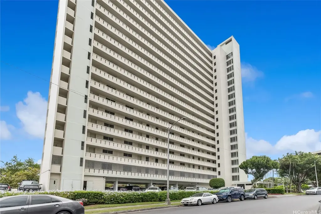 1160 Ala Napunani Street # 806, Honolulu