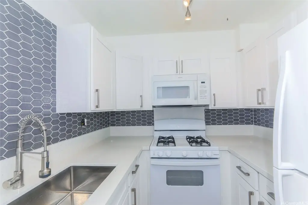 87-126 Helelua Street # D105, Waianae