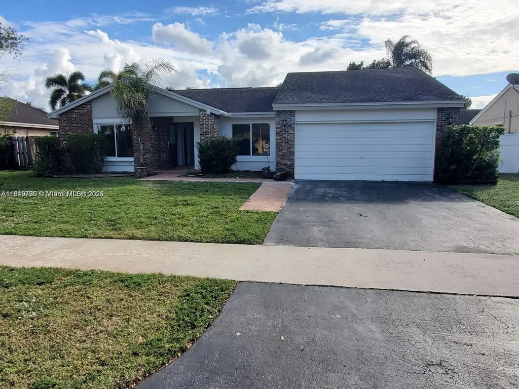 11742 Sw 52nd St, Cooper City