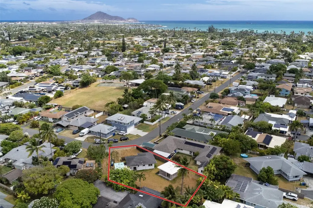 445 Kaimake Loop, Kailua