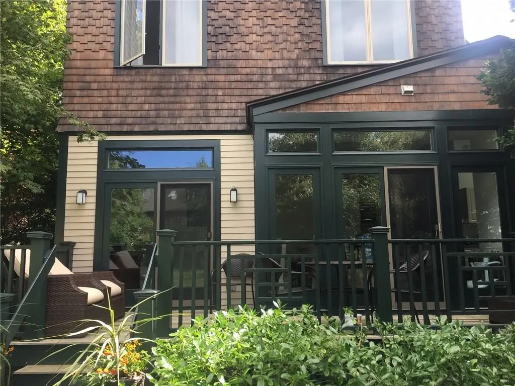 158 Narragansett Ave # 1-c, Newport