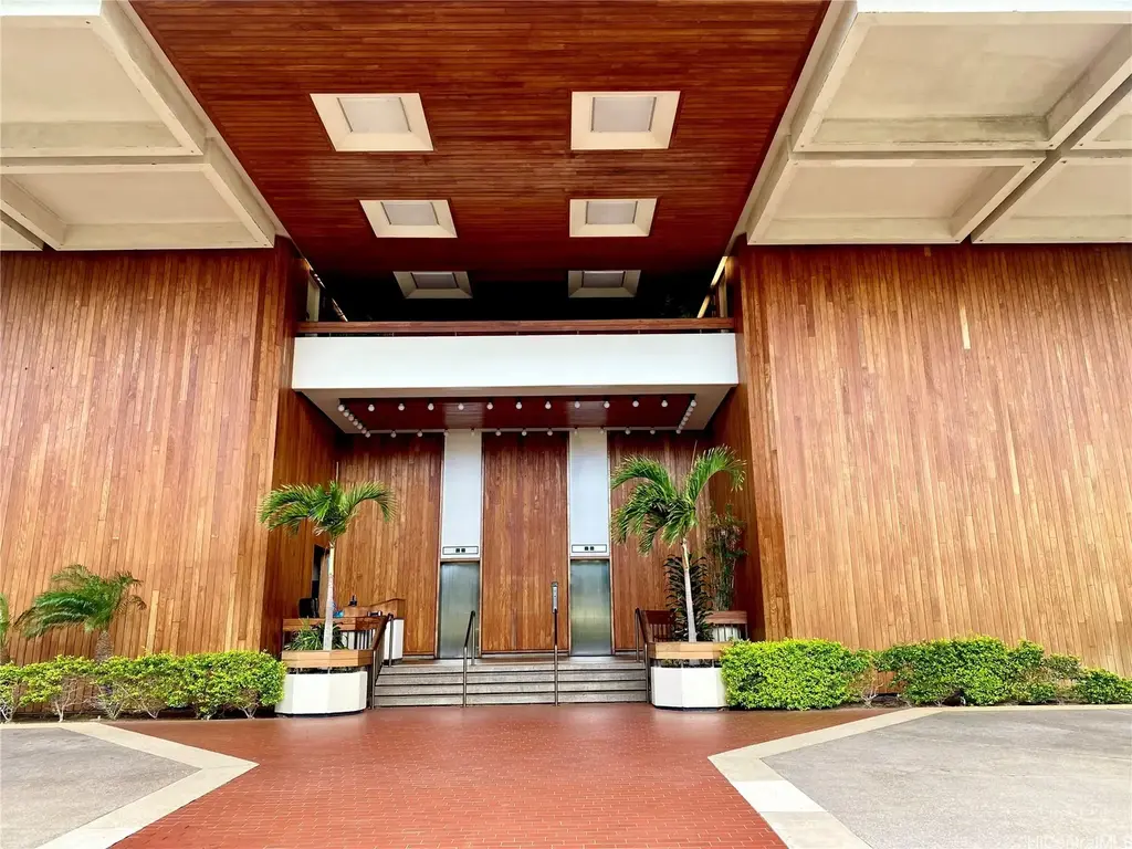 250 Kawaihae Street # 1b, Honolulu