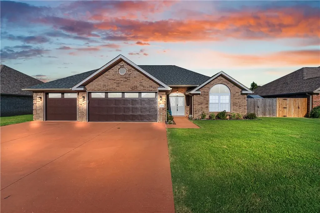 309 Se Eaton Street, Bentonville