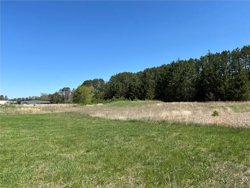 Xxx Pine Drive, Spooner