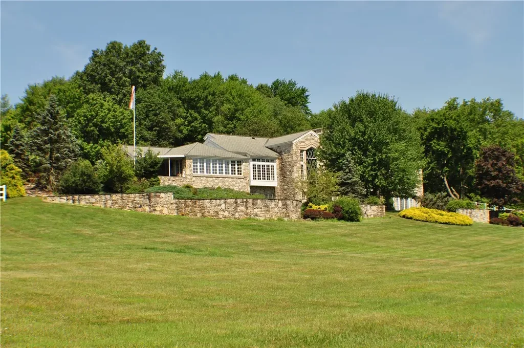 295 Rosemont Farm Road, Franklin