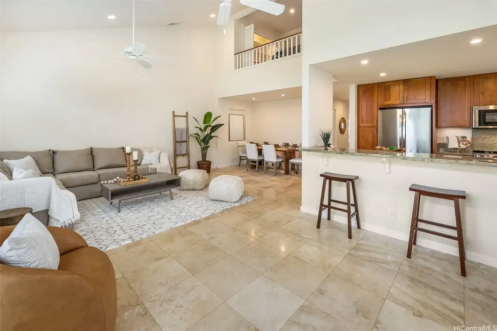 606 Kaha Street # A, Kailua