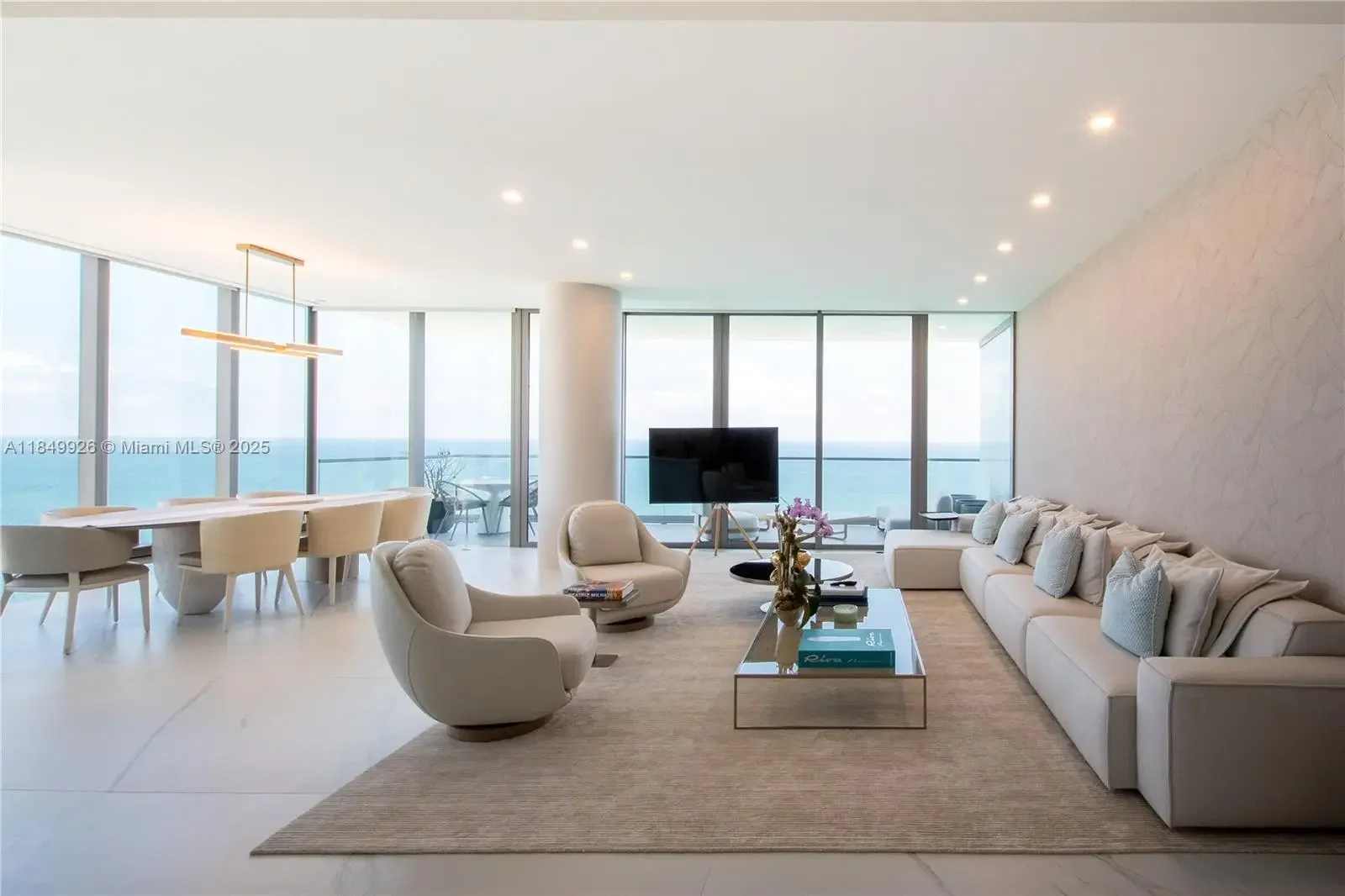 Photo of Listing #A11849926