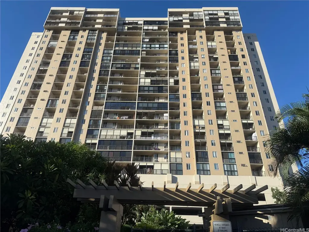 2916 Date Street # 5e, Honolulu