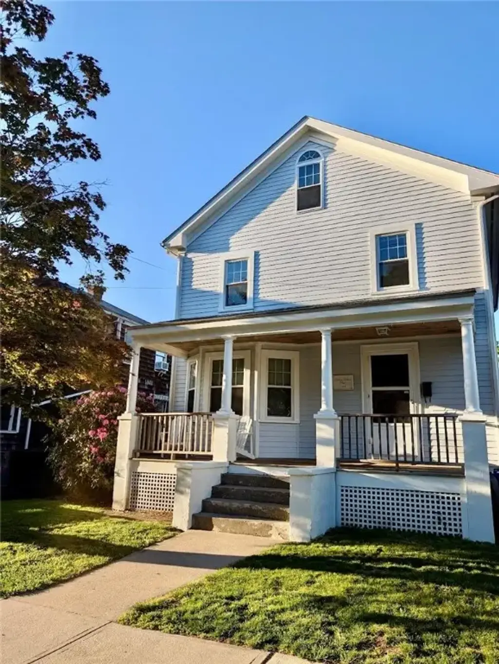 18 Bedlow Ave, Newport