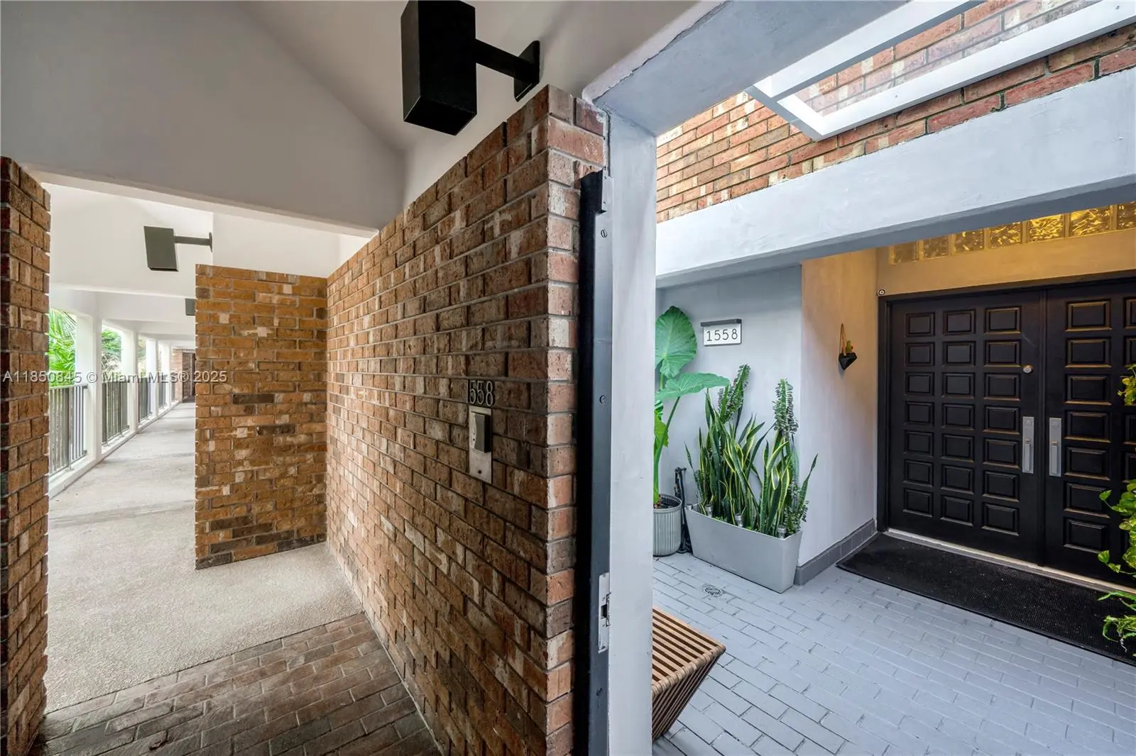 Photo of Listing #A11850845