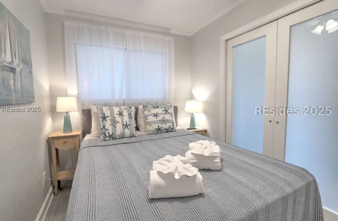 Photo of Listing #500324