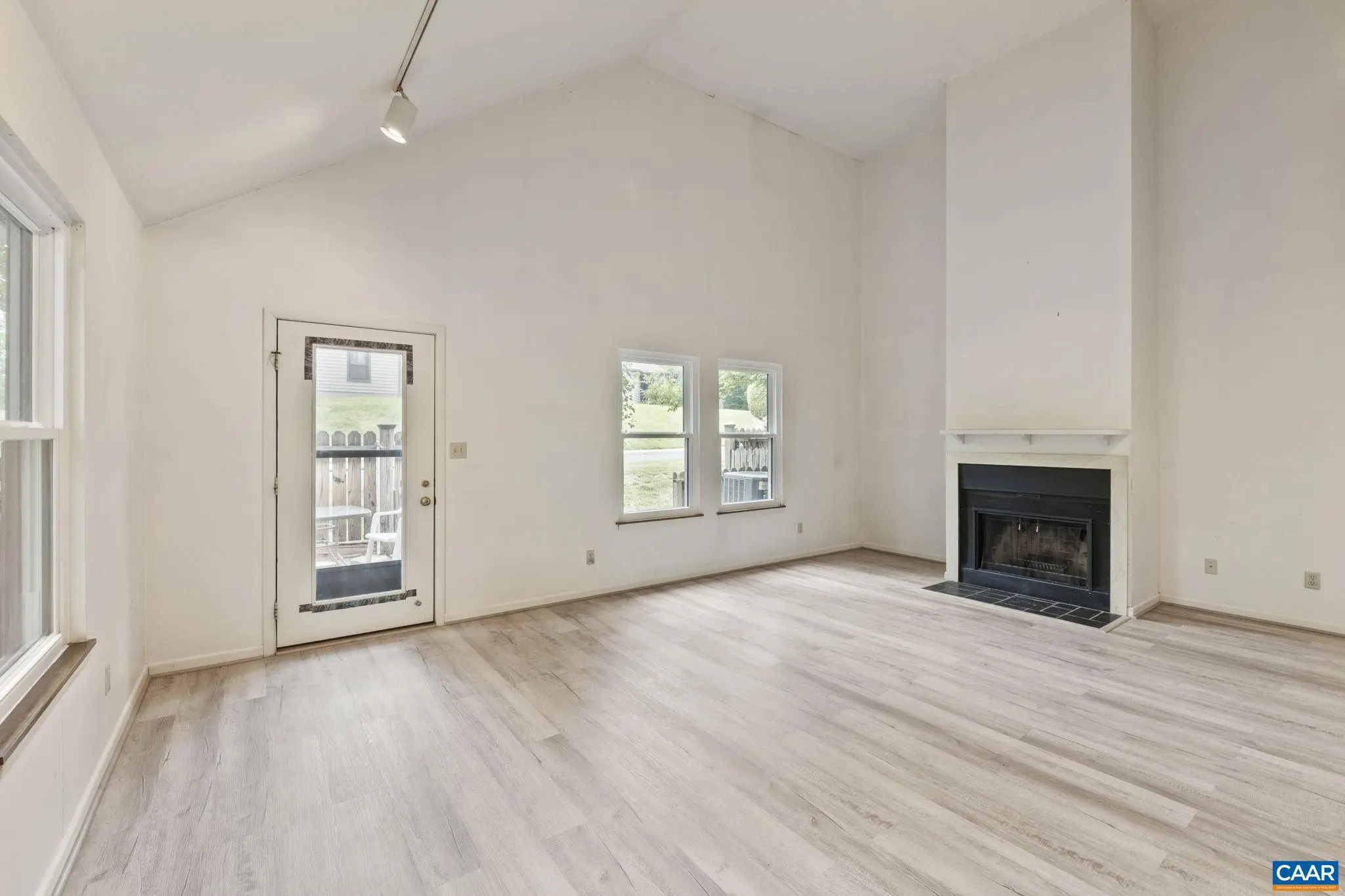 767 Exton Ct, Charlottesville