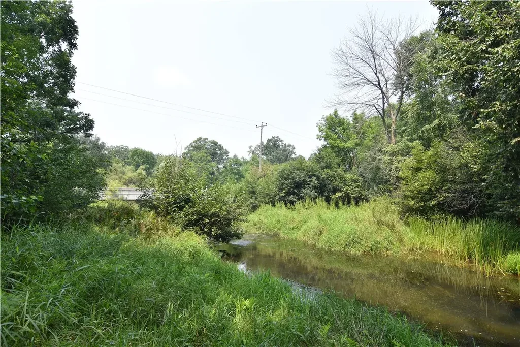 21 1/4 Street, Chetek