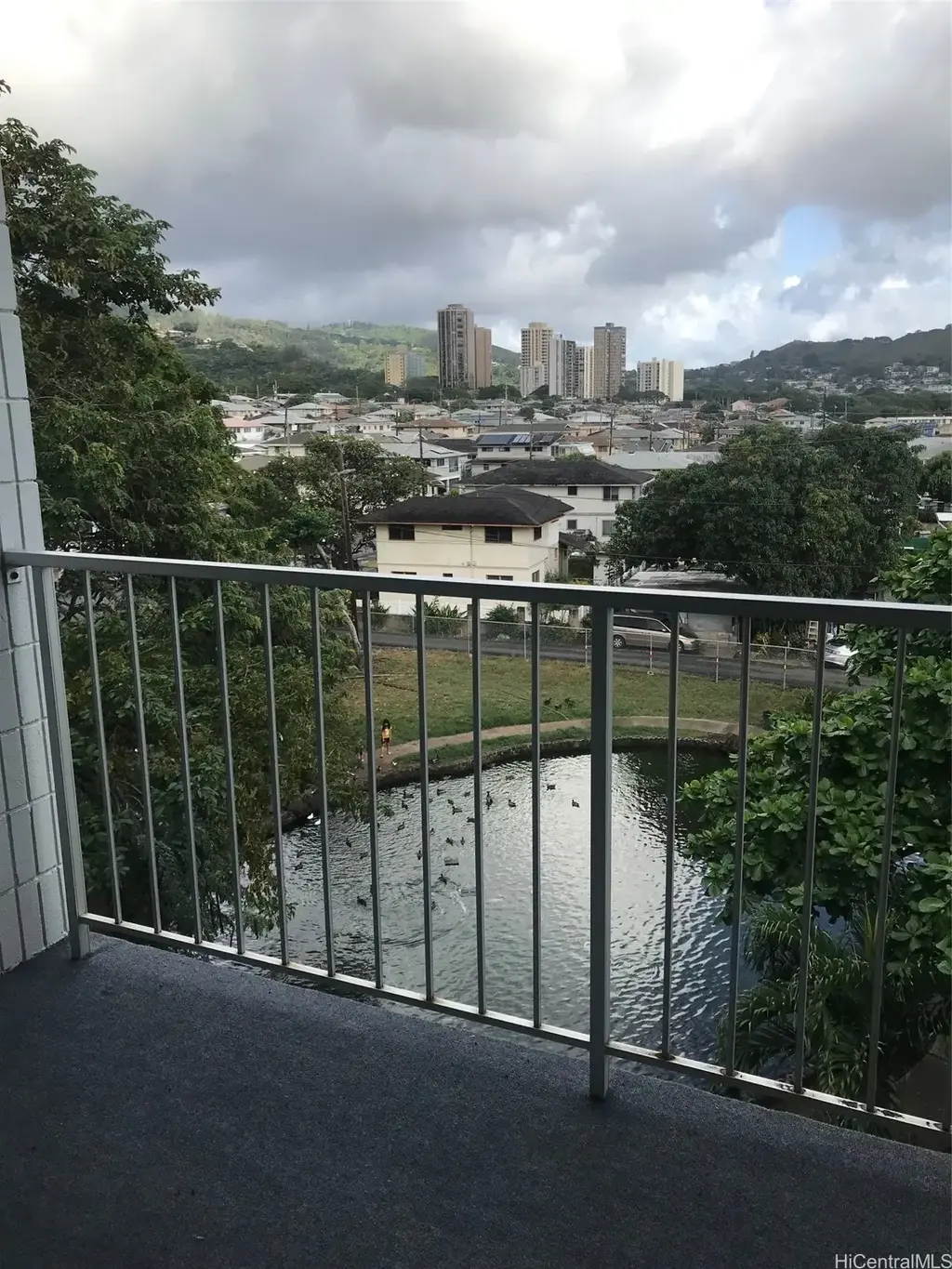 647 Kunawai Lane # B602, Honolulu