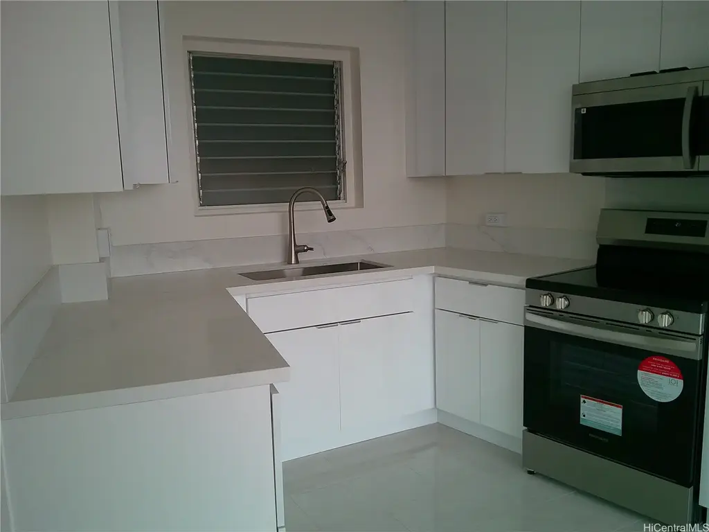 1139 9th Avenue # 303, Honolulu