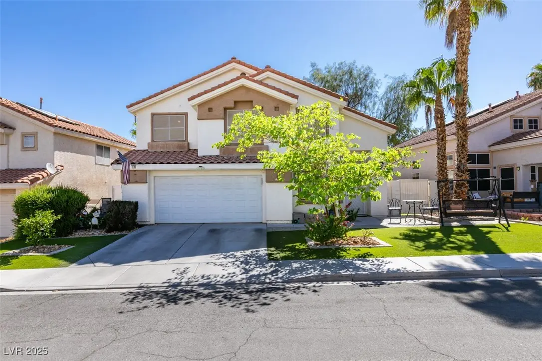 Photo of Listing #2705872