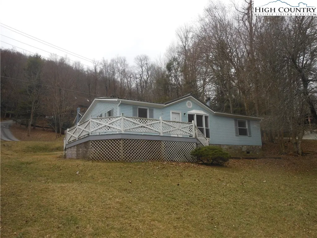 111 Oxford Lane, Blowing Rock