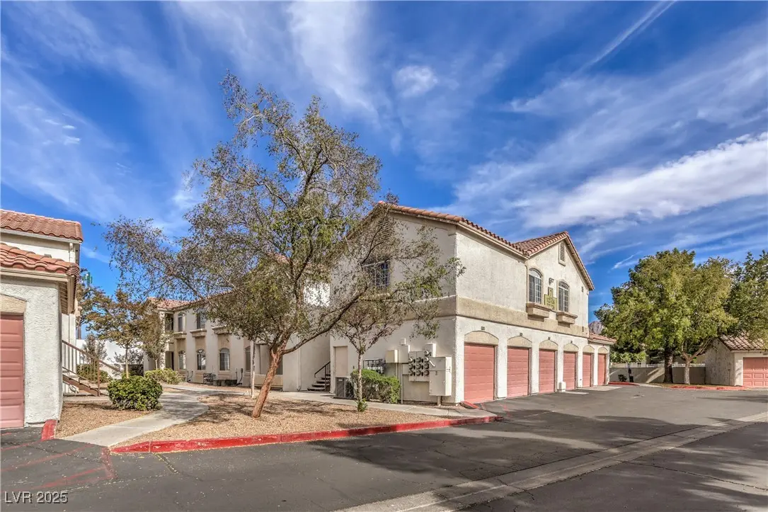 Photo of Listing #2706822