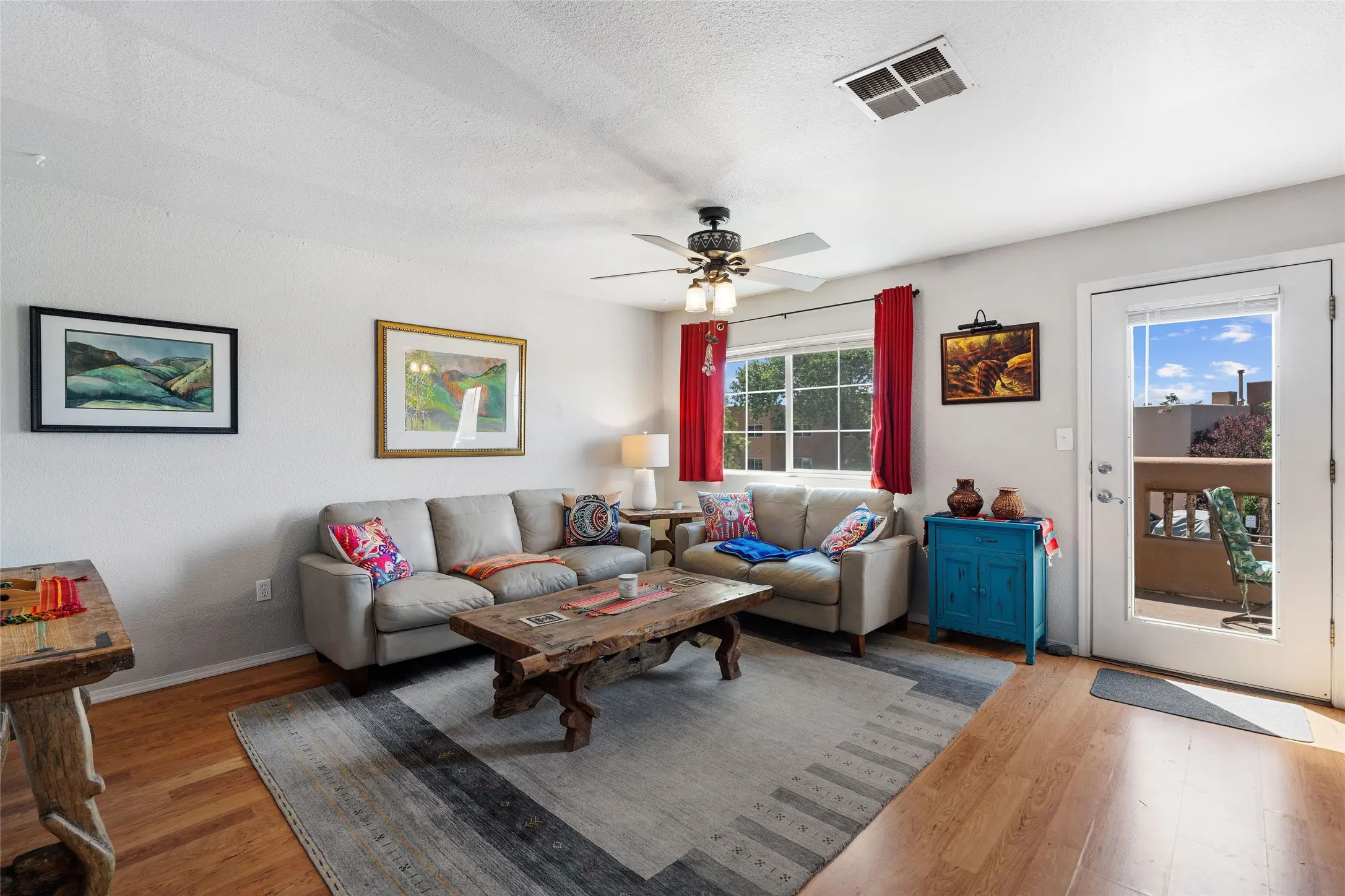 2210 Miguel Chavez # 723, Santa Fe