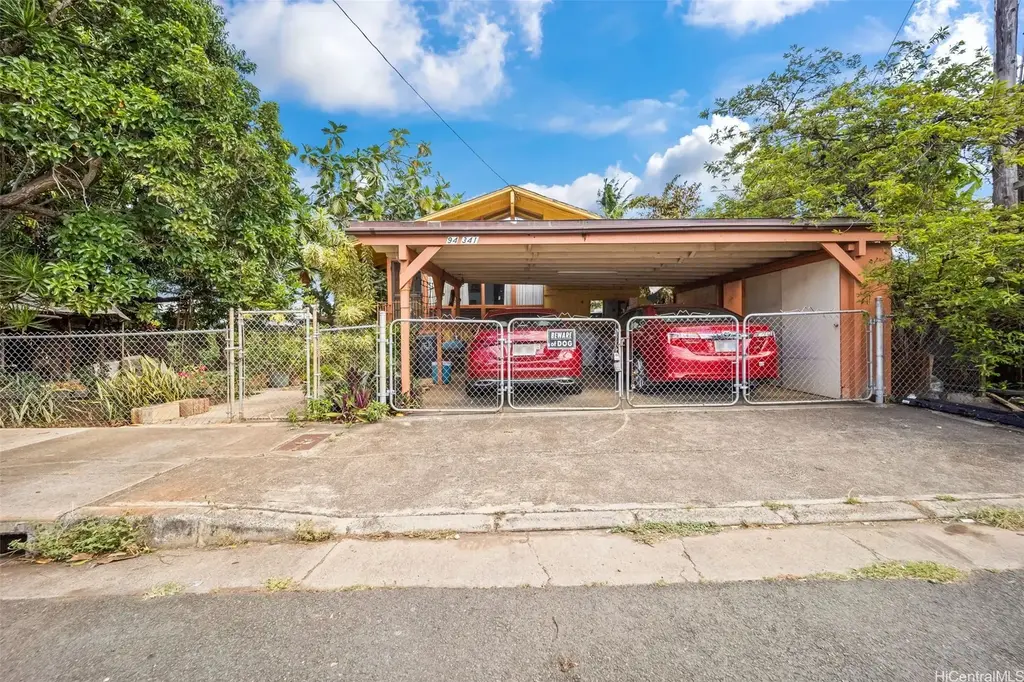 94-341 Peke Lane, Waipahu