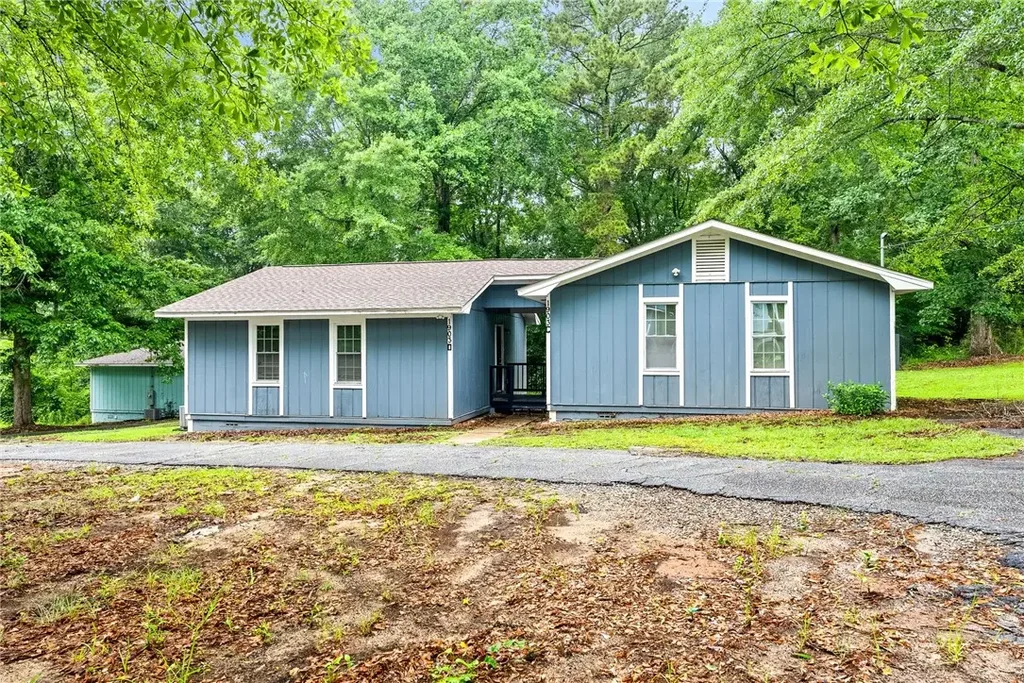 1901, 1903 S Seale St, Phenix City