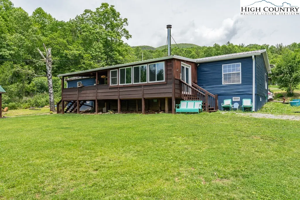 285 Roaring Fork Road, Todd