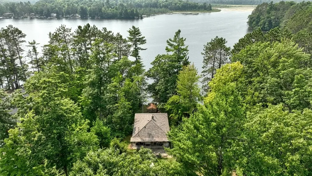 N10884 Circle Dr # N10888, Elcho