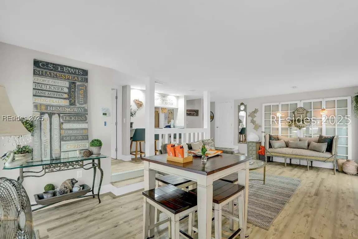 Photo of Listing #500426